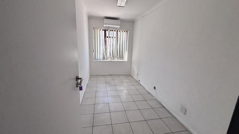 To Let Commercial Property for Rent in Montague Gardens Western Cape